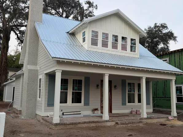 305 Rivera Dr, Saint Simons Island, GA 31522