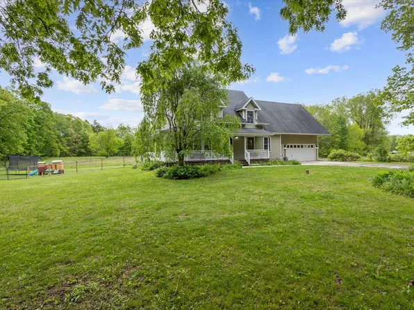5377 Dutch Rd, Leslie, MI 49251