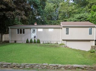 372 Nonopoge Rd, Fairfield, CT 06825