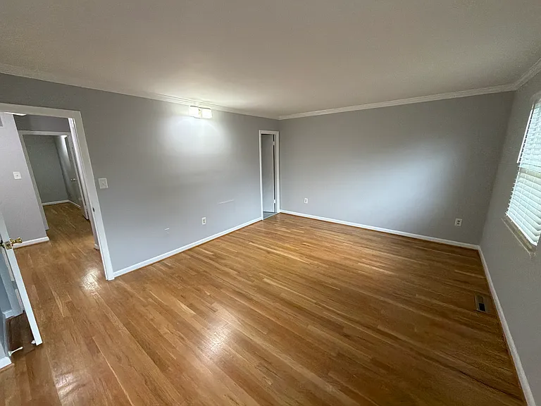 19 Theo Ln — Photo 25