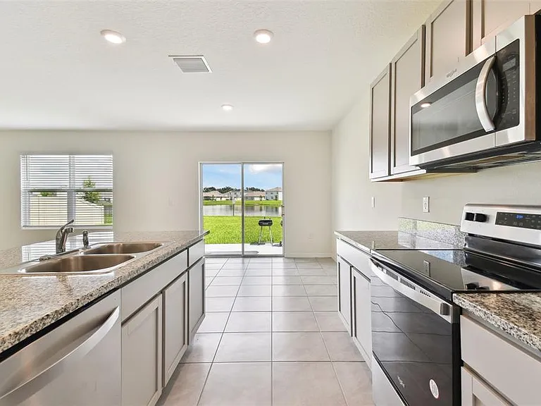 33405 Hamilton Hill Ln — Photo 12
