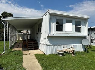 51 Nancy St NW, Barberton, OH 44203