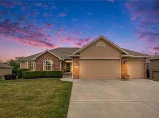 19703 NE 197th Pl, Smithville, MO 64089