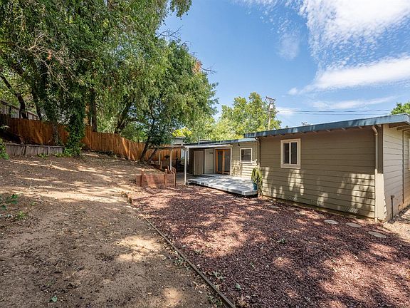 5th image of 106 Canyon Dr