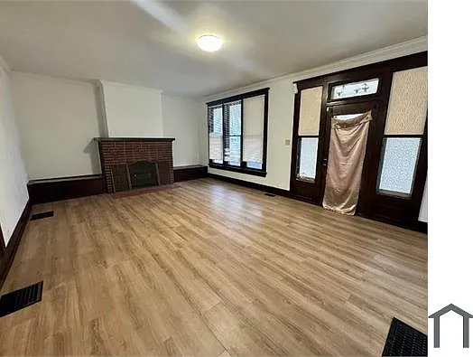 3 bed, 1333 sqft, $1,300 — Photo 3
