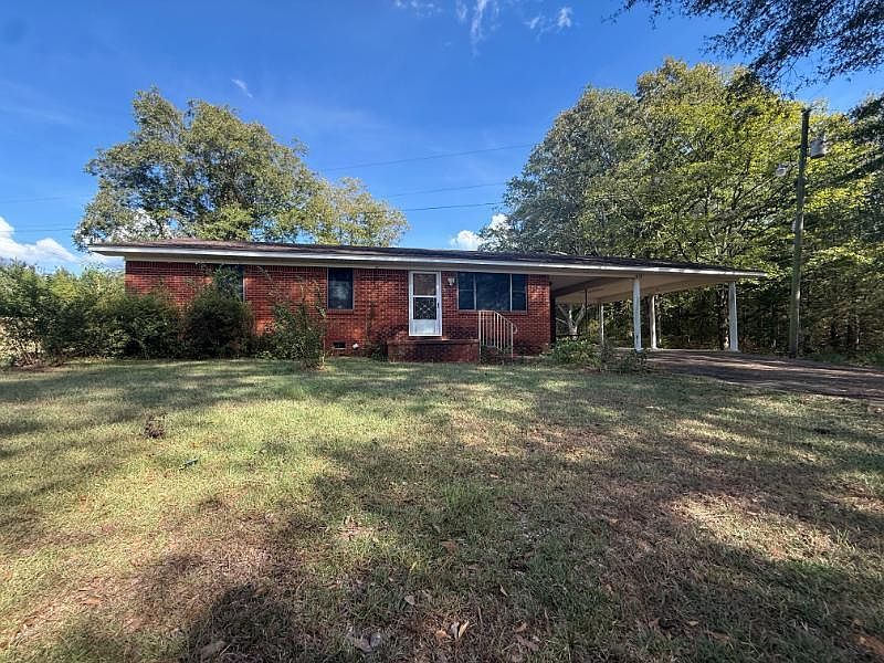 1st image of 492 Barnes Rd