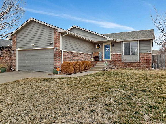 3rd image of 13902 W Lost Creek Cir