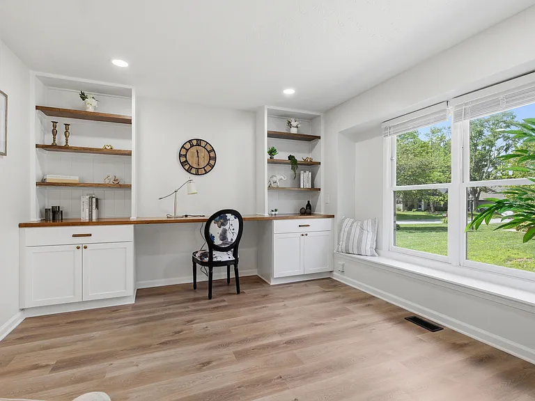 10516 Beacon Ln — Photo 17