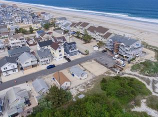 7 Colony Rd, Seaside Heights, NJ 08751