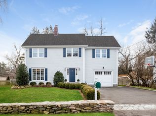 3 Concord Ln, Darien, CT 06820