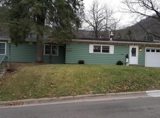 1335 Lakeview Ave, Winona, MN 55987