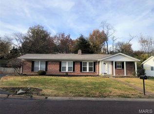 11365 Momarte Ln, Saint Louis, MO 63146