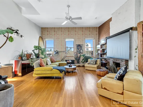 86 Union Street image 1 of 7