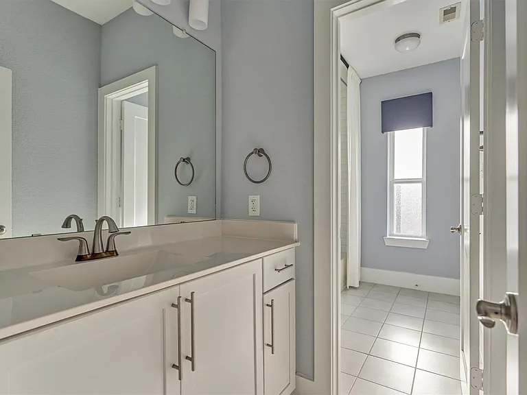 2113 Solstice Blvd — Photo 40
