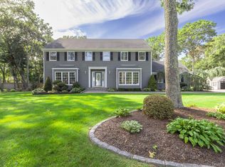 50 Margin Dr W, Shirley, NY 11967