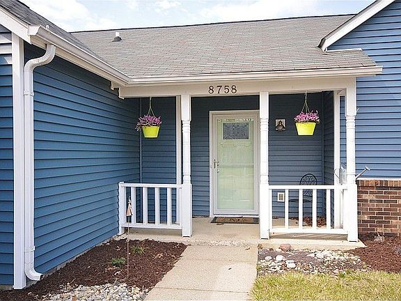 3rd image of 8758 Buckhaven Dr