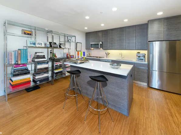 305 West 16th Street 6B image 1 of 7
