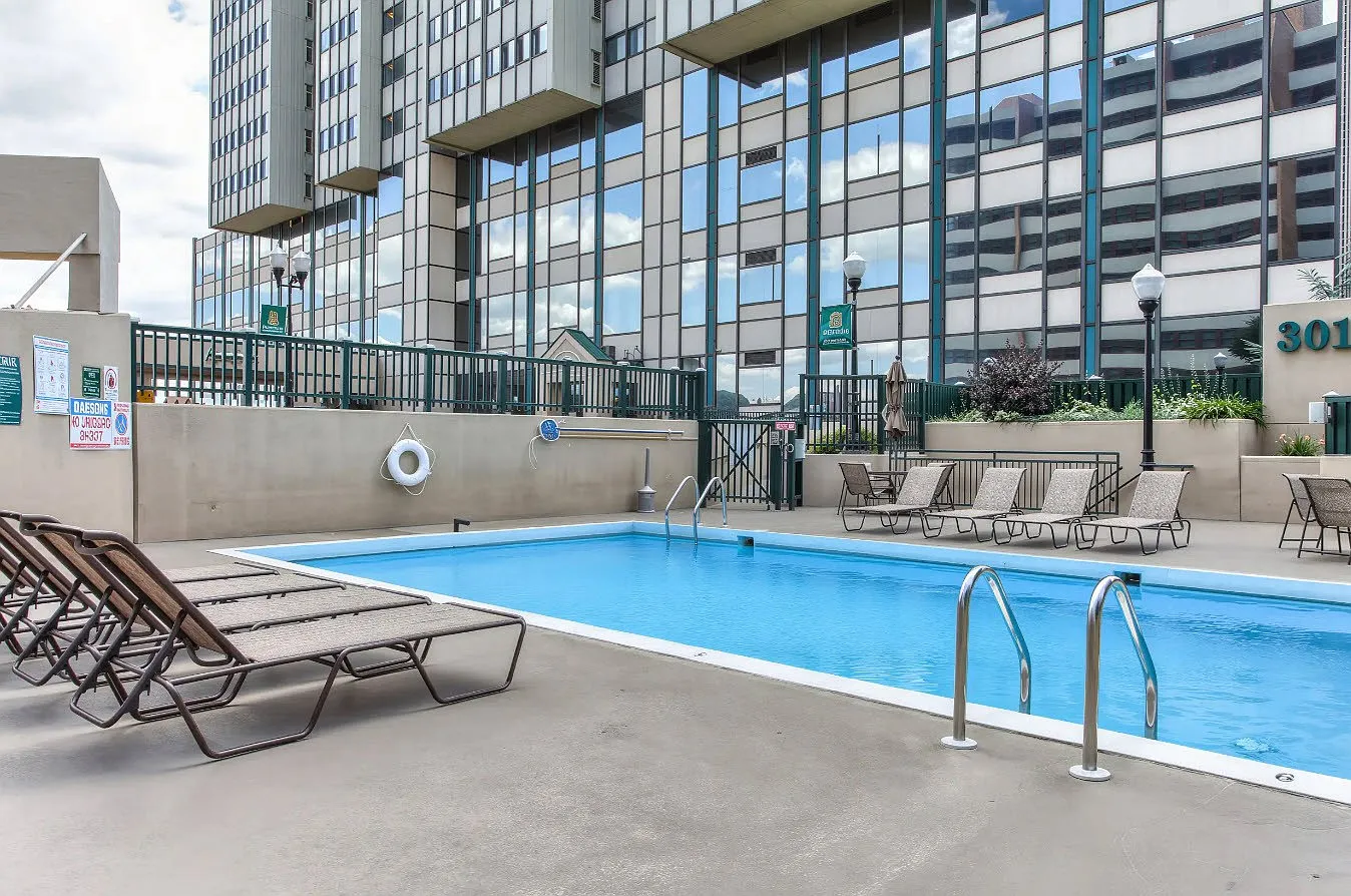 Pennsylvania Place Apartments — Photo 2