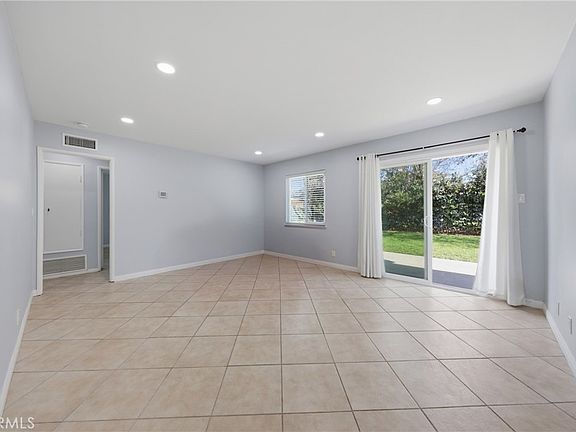 3rd image of 5653 Corwin Ln