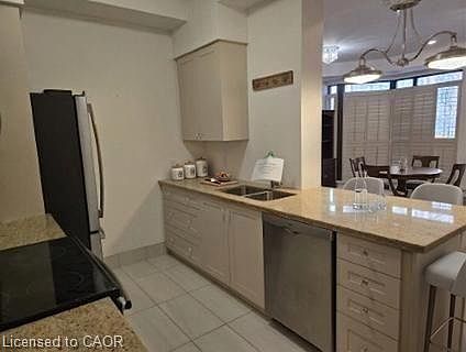 5th image of 112 King St E #410