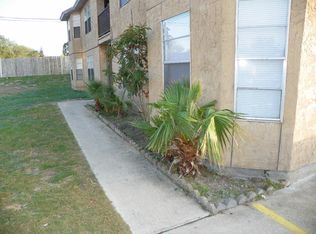 817 Quetzal St APT 3, Corpus Christi, TX 78418