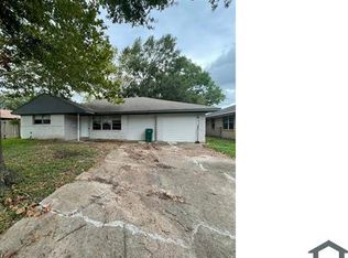 1406 Leneva Ln, Pasadena, TX 77502