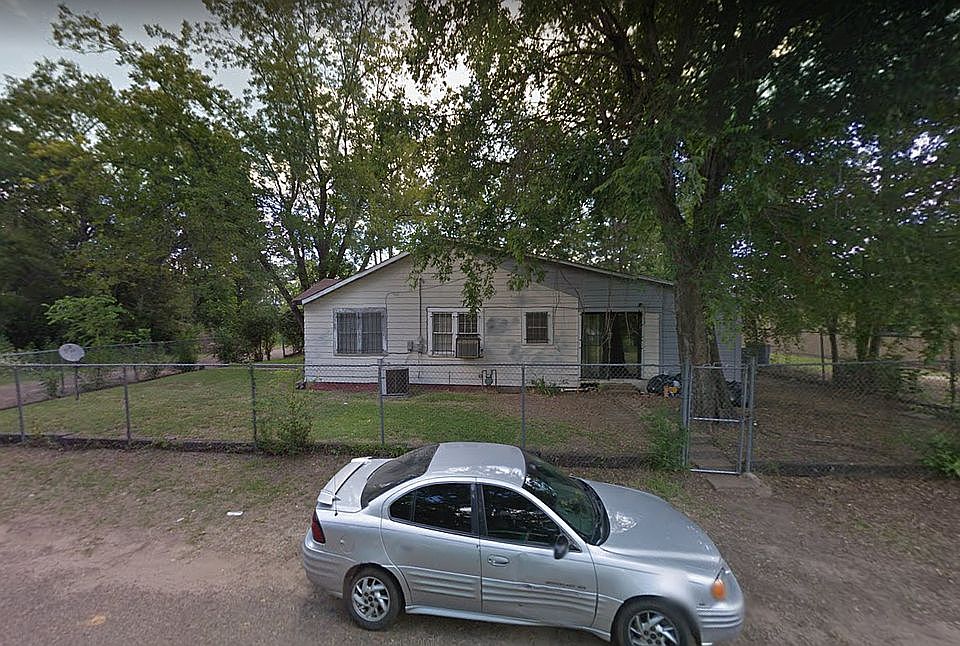 1st image of 523 Shipman St