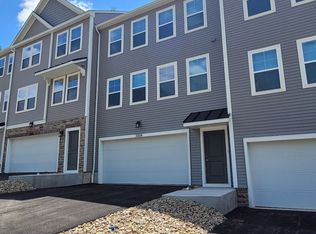 2004 Stefano Dr, Delmont, PA 15626