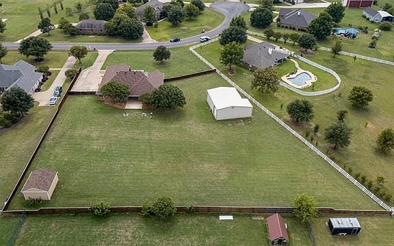 4th image of 1924 White Cloud Ct
