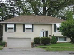 411 Avon Belden Rd, Avon Lake, OH 44012