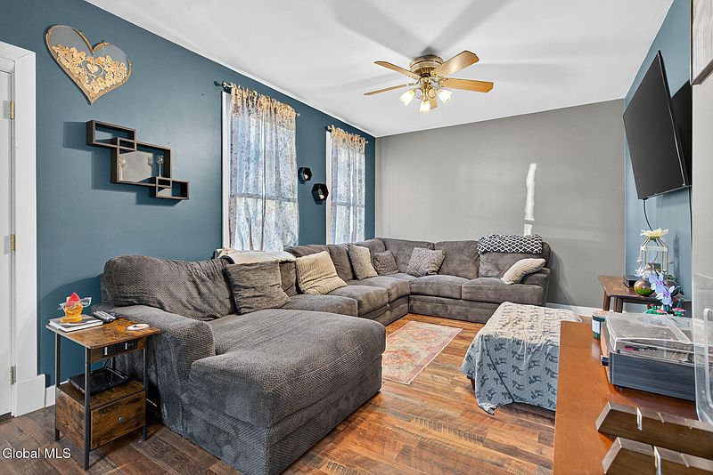 5th image of 54 Vley Road