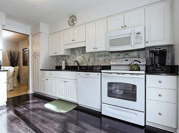 4th image of 219 Brookside Ln Unit A