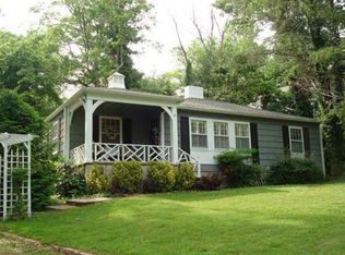 1212 Elfin Rd, Lookout Mountain, GA 30750