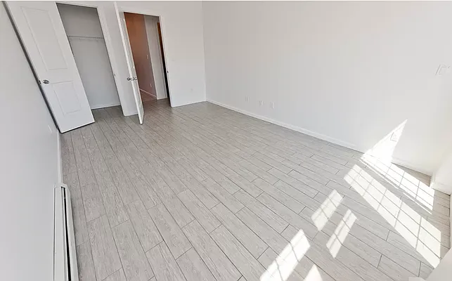 Rented by Compass | media 32