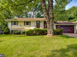 507 E Charlotte St, Sterling, VA 20164