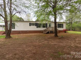 1269 Ring Tail Rd, Claremont, NC 28610