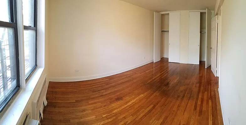 Rented by Smart NY Realty LLC | media 21