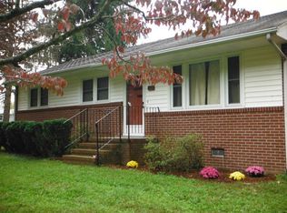 400 California Ave, Nottoway, VA 23930