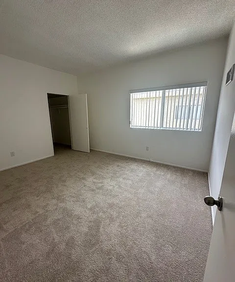 1409 Midvale Ave — Photo 8