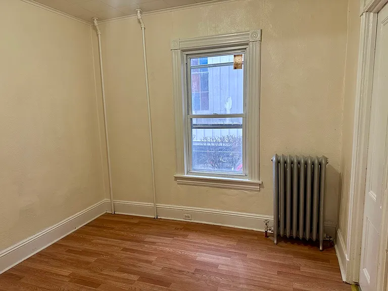 159 Tremper Ave #1 — Photo 11