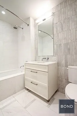 Rented by Bond New York | media 15