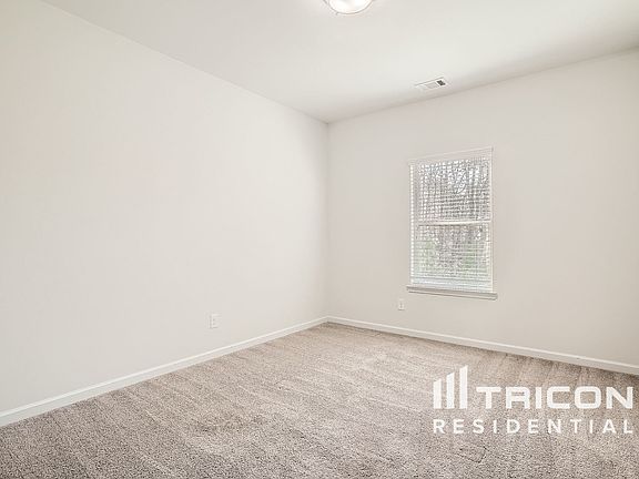 2nd image of 355 Hillgrove Dr