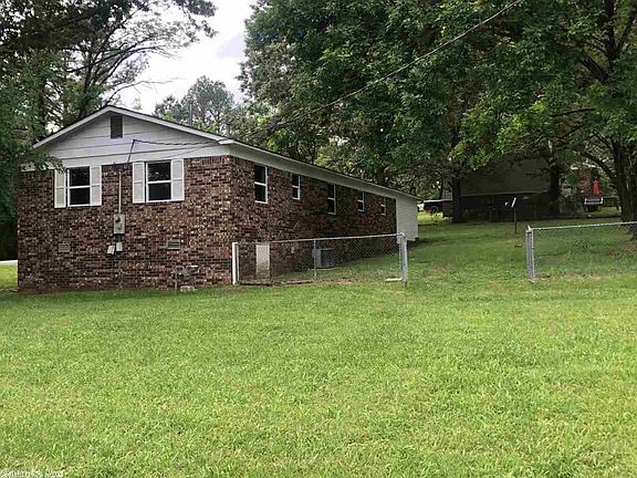 3rd image of 102 Ashley Dr