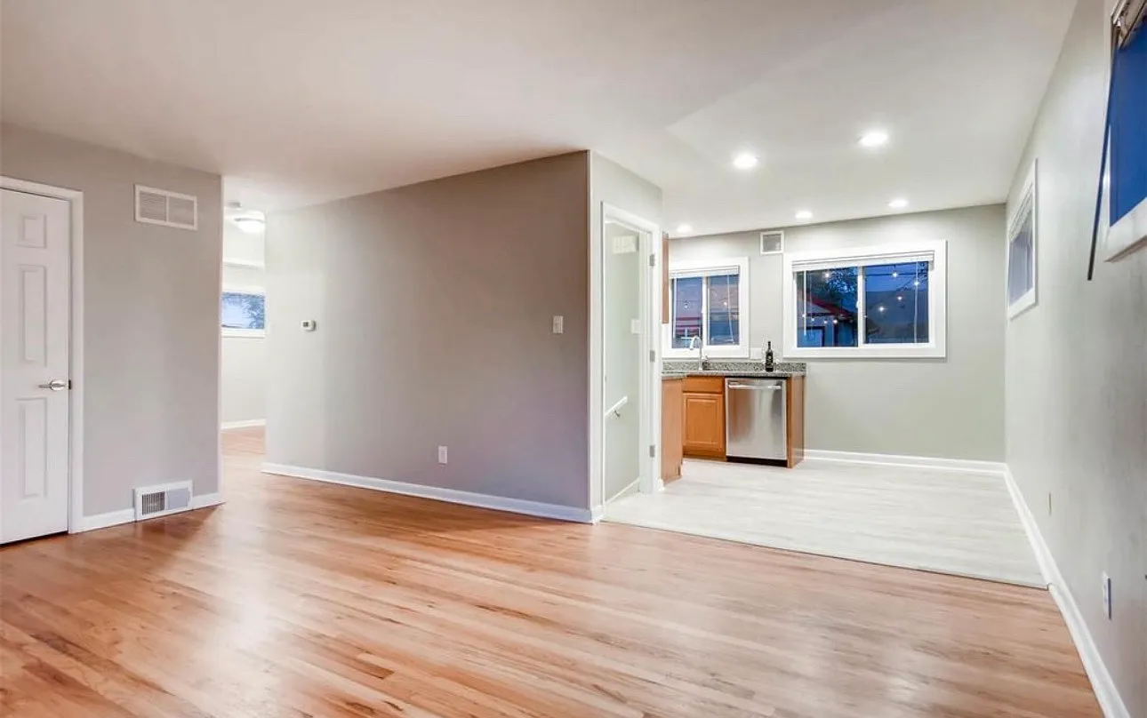 3720 Dahlia St — Photo 4