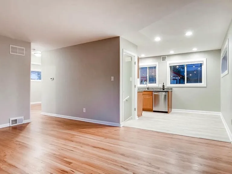 3720 Dahlia St — Photo 4