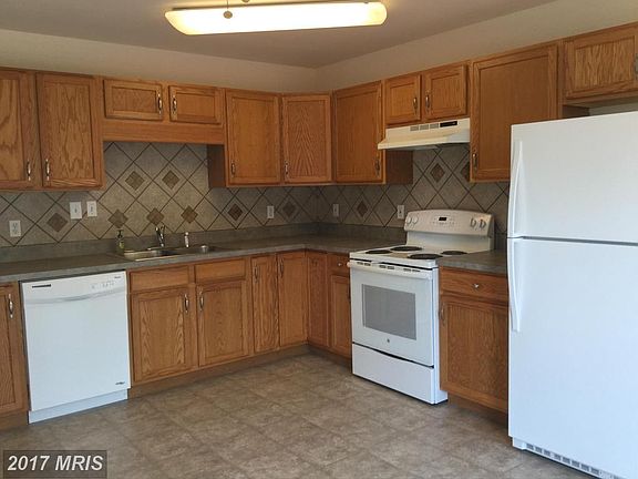 4th image of 13920 Sweet Vale Dr