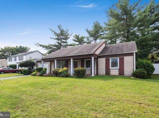86 Gramercy Ln, Willingboro, NJ 08046