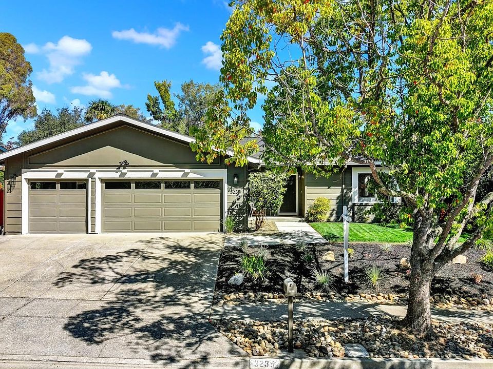 1st image of 3235 Twin Oaks Drive