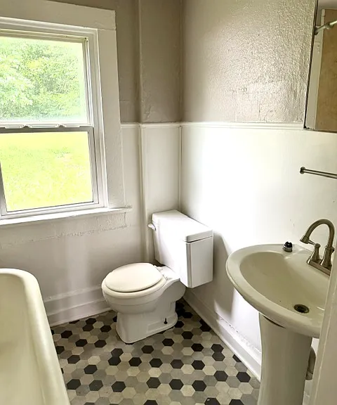 1225 Dorchester Ave — Photo 9