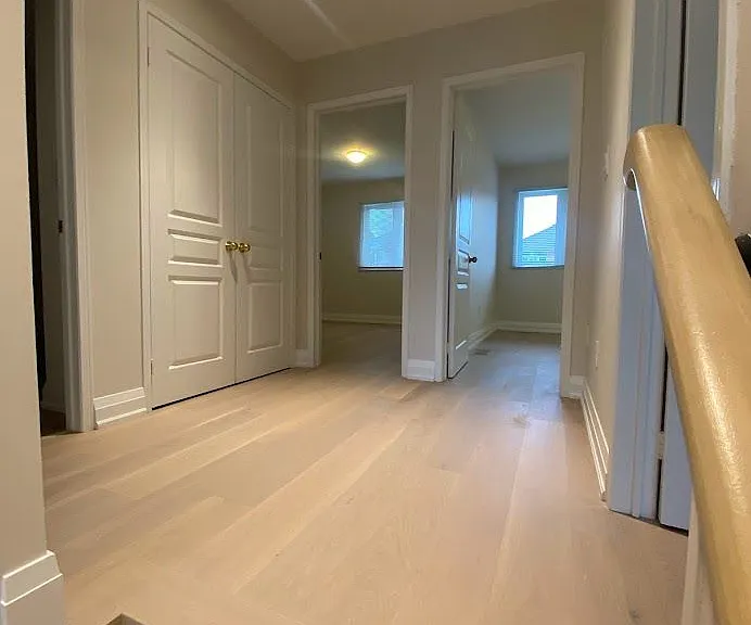 1812 Castlemore Ave — Photo 12